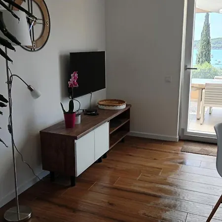 Twins 2 By Guide Apartmán